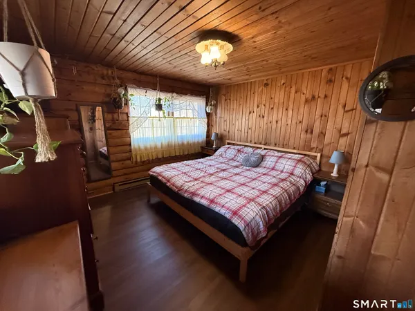 $300,000 | 58 Hartford Pike, Killingly, CT 06241