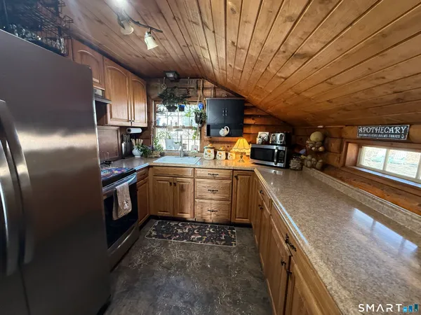 $300,000 | 58 Hartford Pike, Killingly, CT 06241