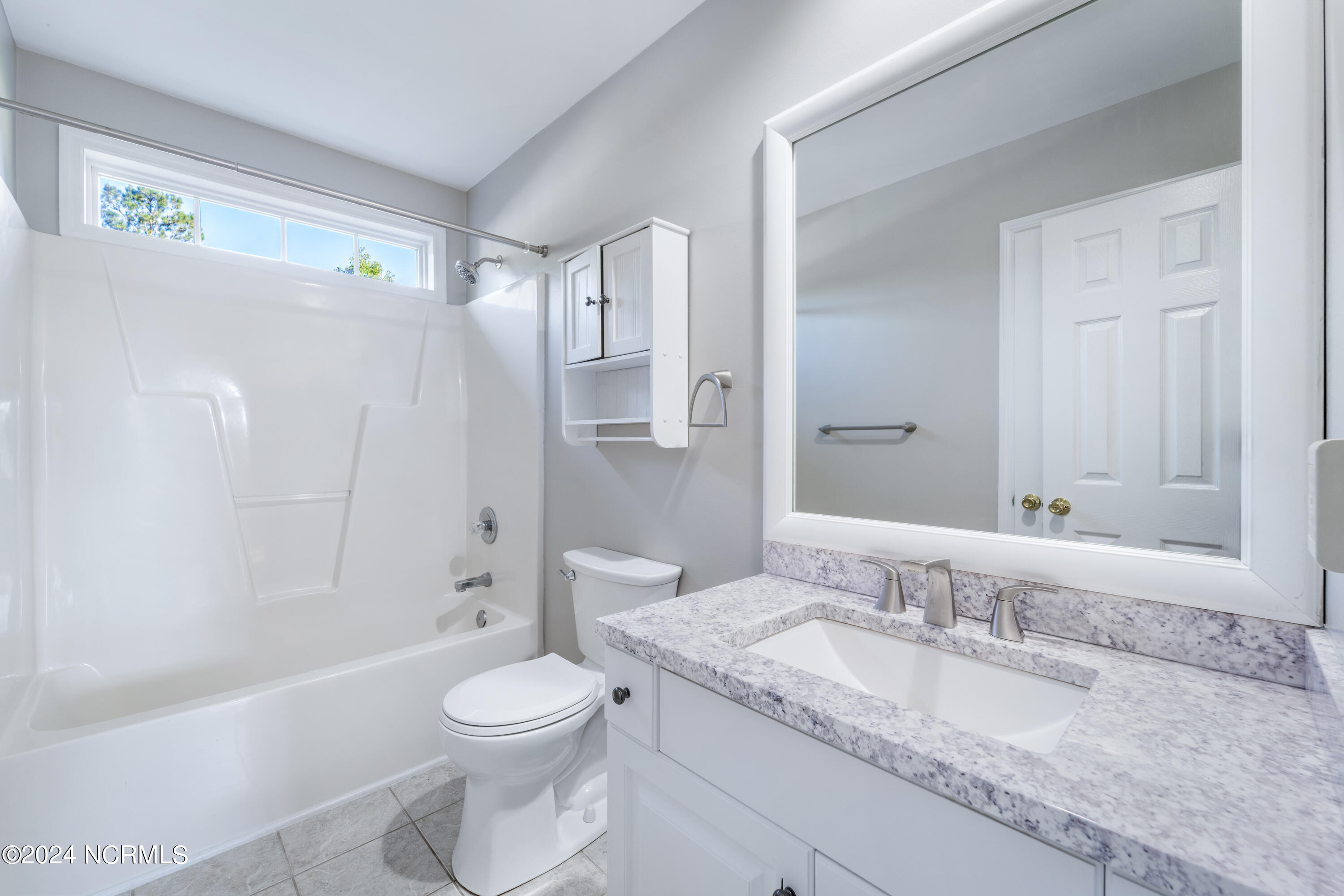 223 Riverbend Road Jacksonville, NC 28540 - Photo 15 of 27 Guest Bathroom