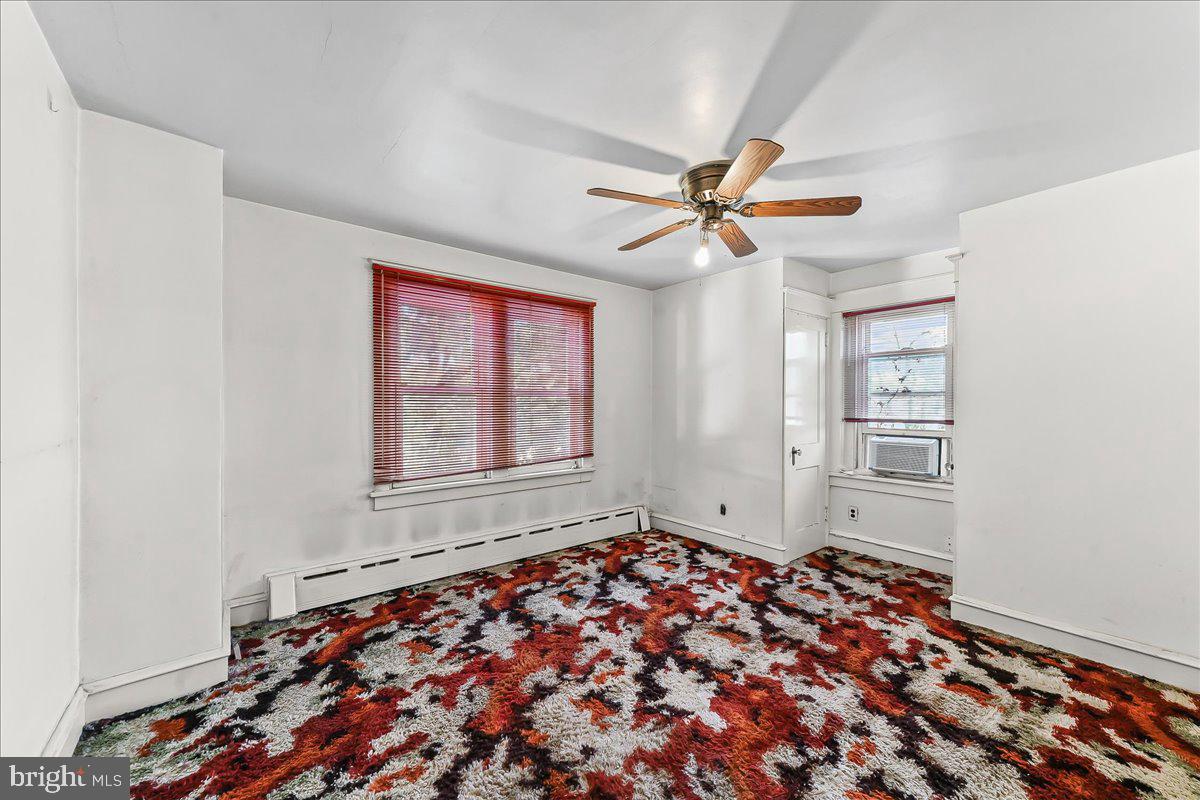 210 Sunnyside Avenue Chester, PA 19013 - Photo 11 of 19