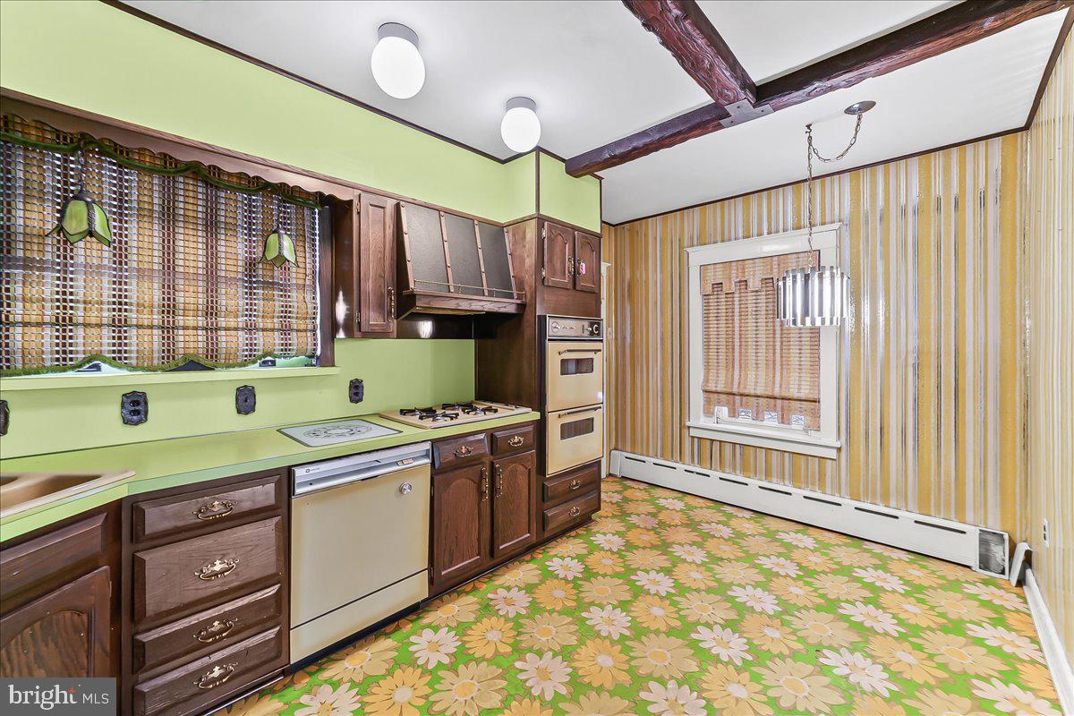 210 Sunnyside Avenue Chester, PA 19013 - Photo 9 of 19