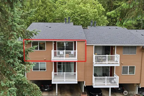 $369,950 | 8642 164th Avenue Northeast, Unit B204, Redmond, WA 98052