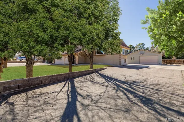 $850,000 | 3525 South Brentwood Street, Denver, CO 80235