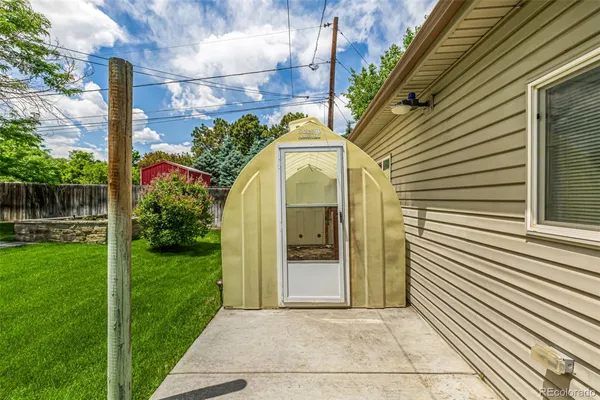 $850,000 | 3525 South Brentwood Street, Denver, CO 80235
