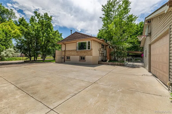 $850,000 | 3525 South Brentwood Street, Denver, CO 80235