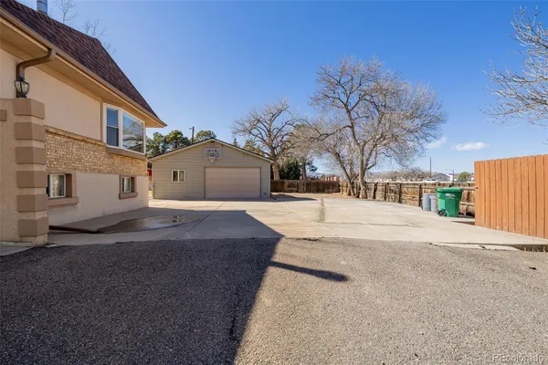 $850,000 | 3525 South Brentwood Street, Denver, CO 80235