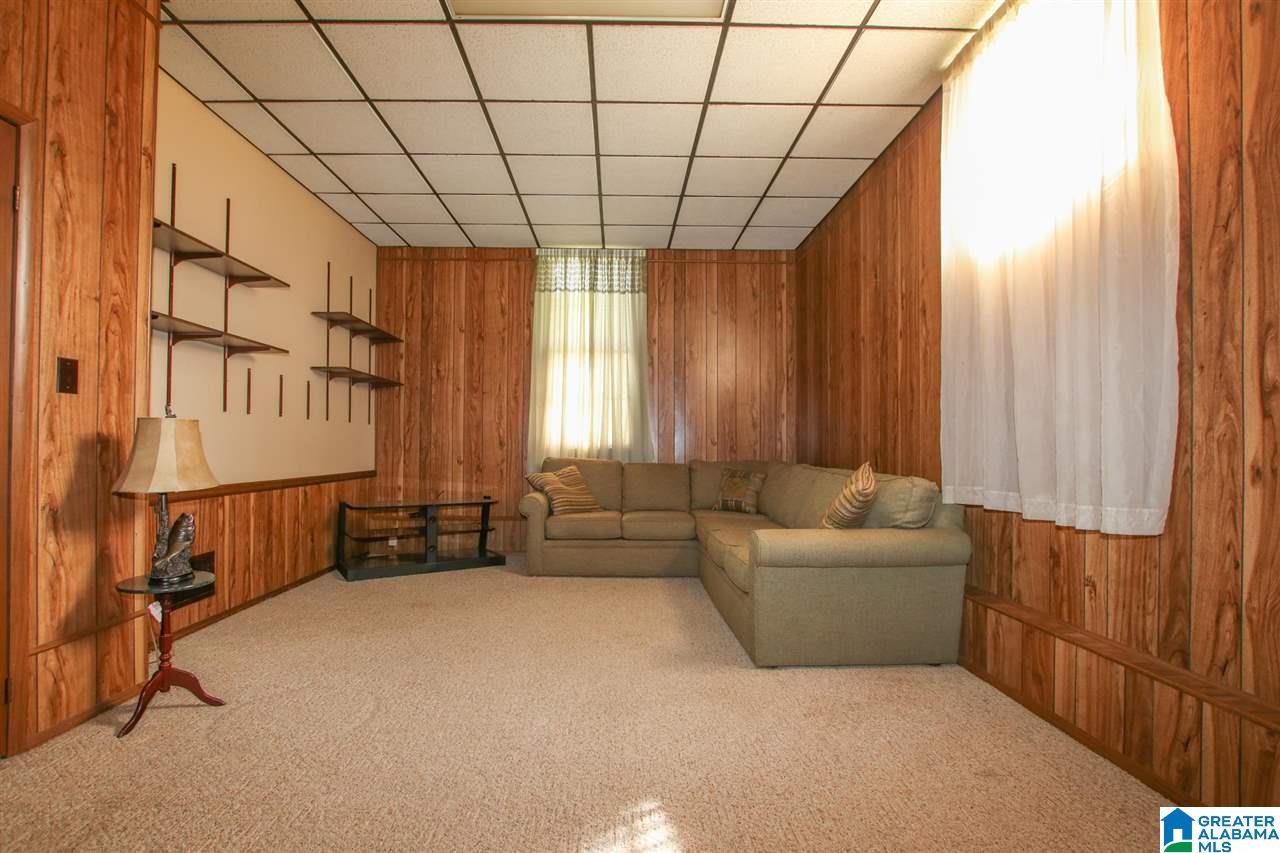908 Crestview Drive Adamsville, AL 35005 - Photo 11 of 31