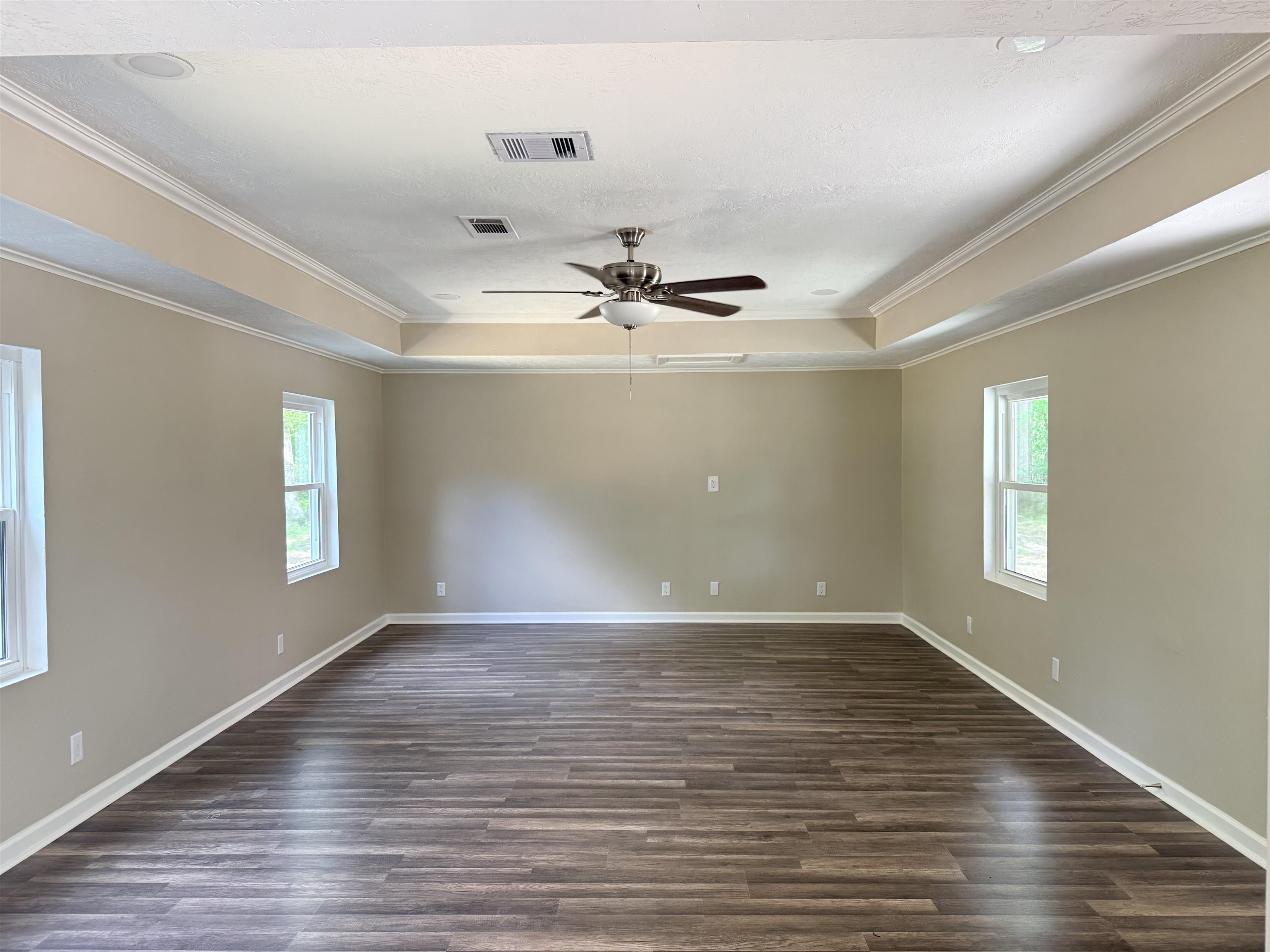 915 Sawmill Road Vidor, TX 77662 - Photo 11 of 20