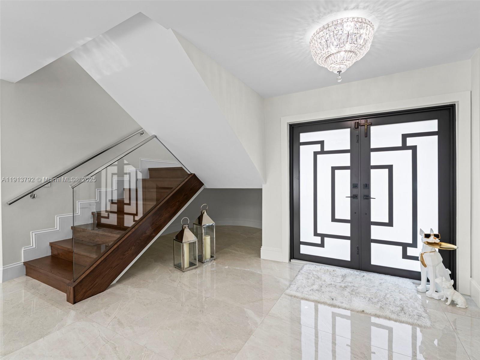 6180 Pine Tree Drive Miami Beach, FL 33140 - Photo 15 of 100 a view of entryway and hall