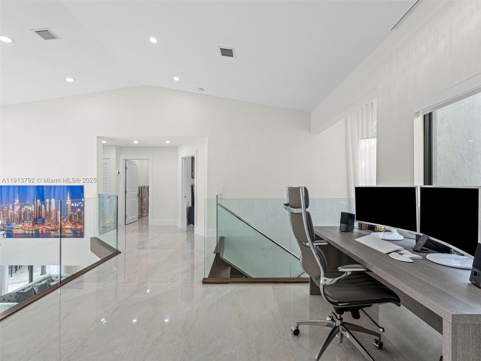 6180 Pine Tree Drive Miami Beach, FL 33140 - Photo 49 of 100