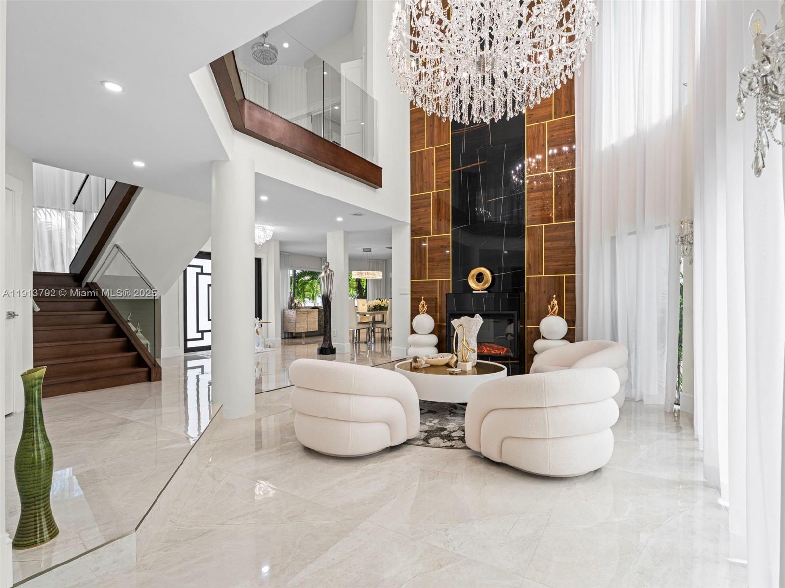 6180 Pine Tree Drive Miami Beach, FL 33140 - Photo 9 of 100