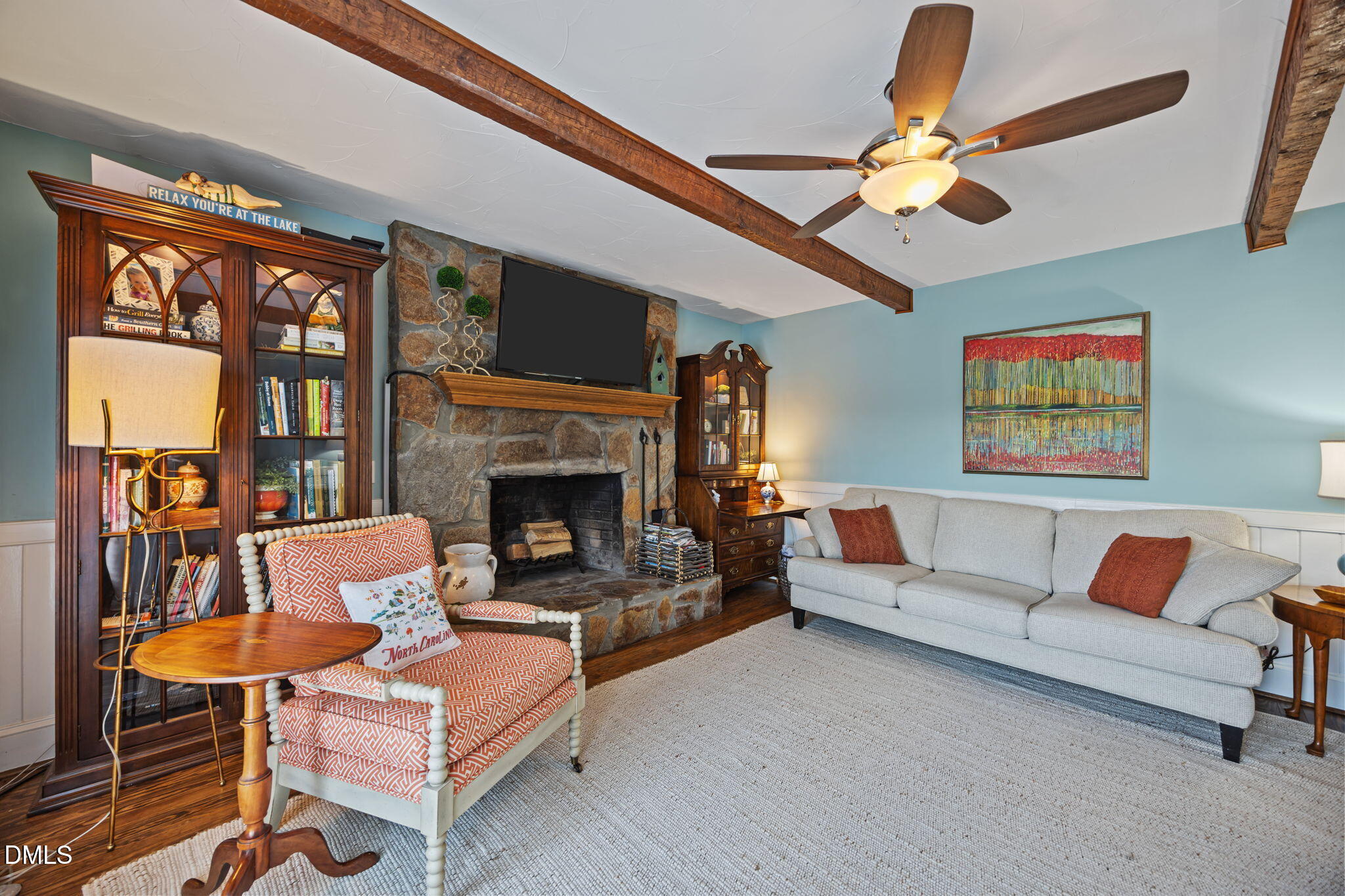 181 Stonegate Drive Roxboro, NC 27574 - Photo 21 of 37 LIVING ROOM