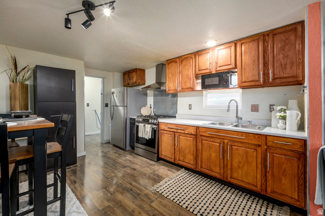41 Crawford Place Sandy, UT 84070 - Photo 11 of 24