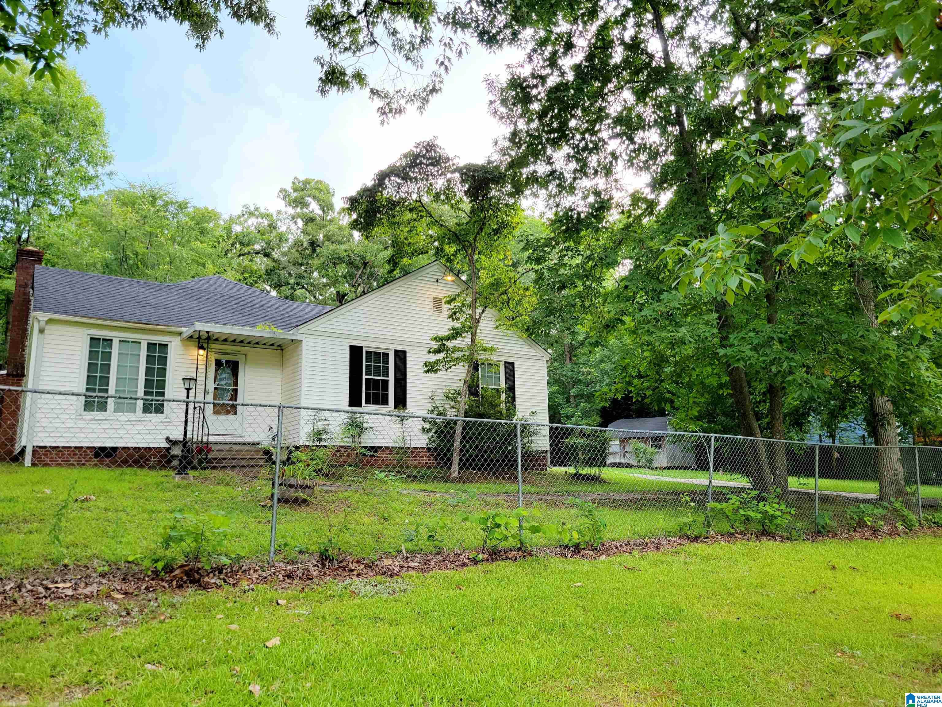 8348 Highway 75 Pinson, AL 35126 - Photo 2 of 16