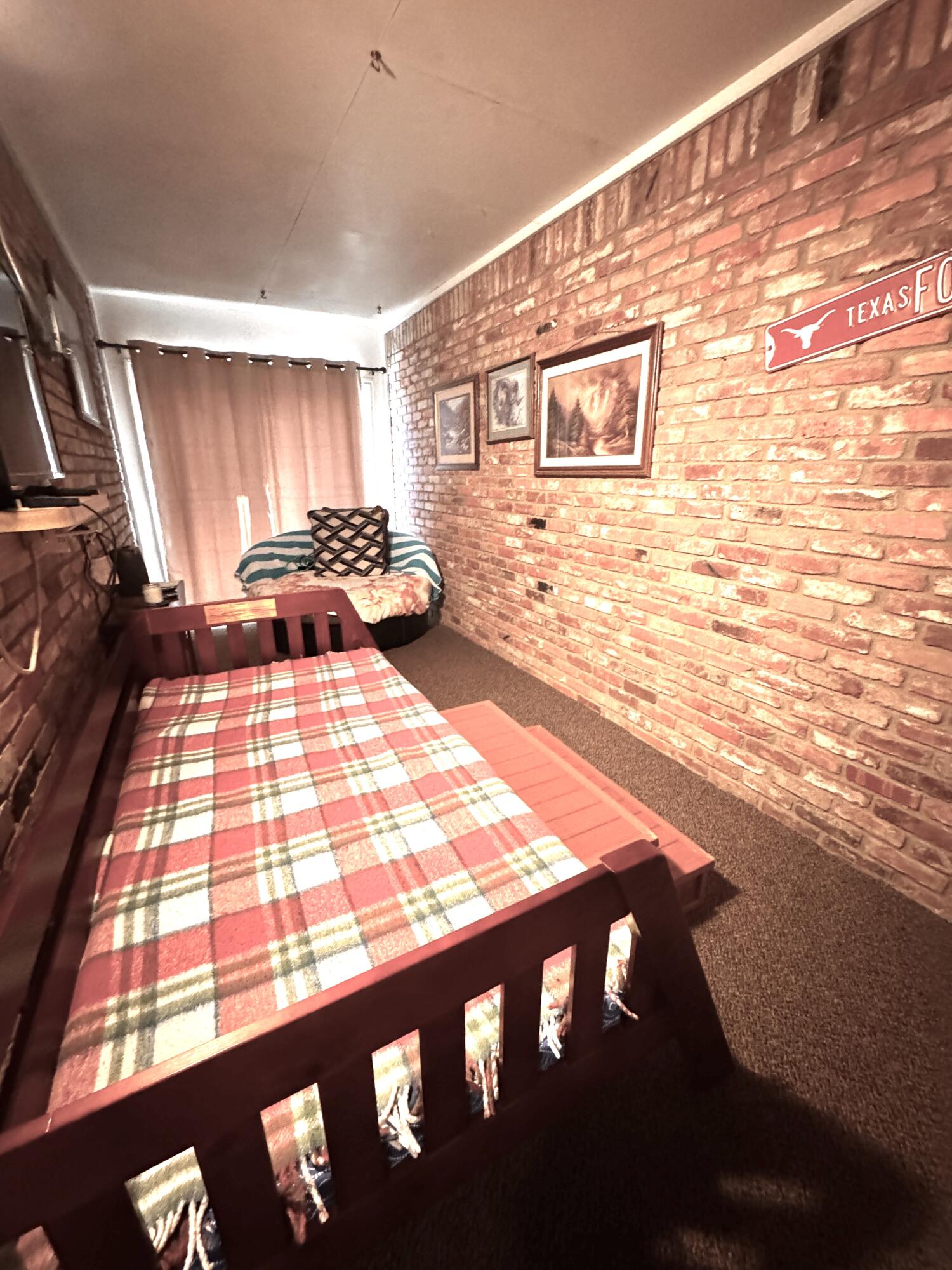 3902 Sides Street Plainview, TX 79072 - Photo 11 of 26 a view of an outdoor space