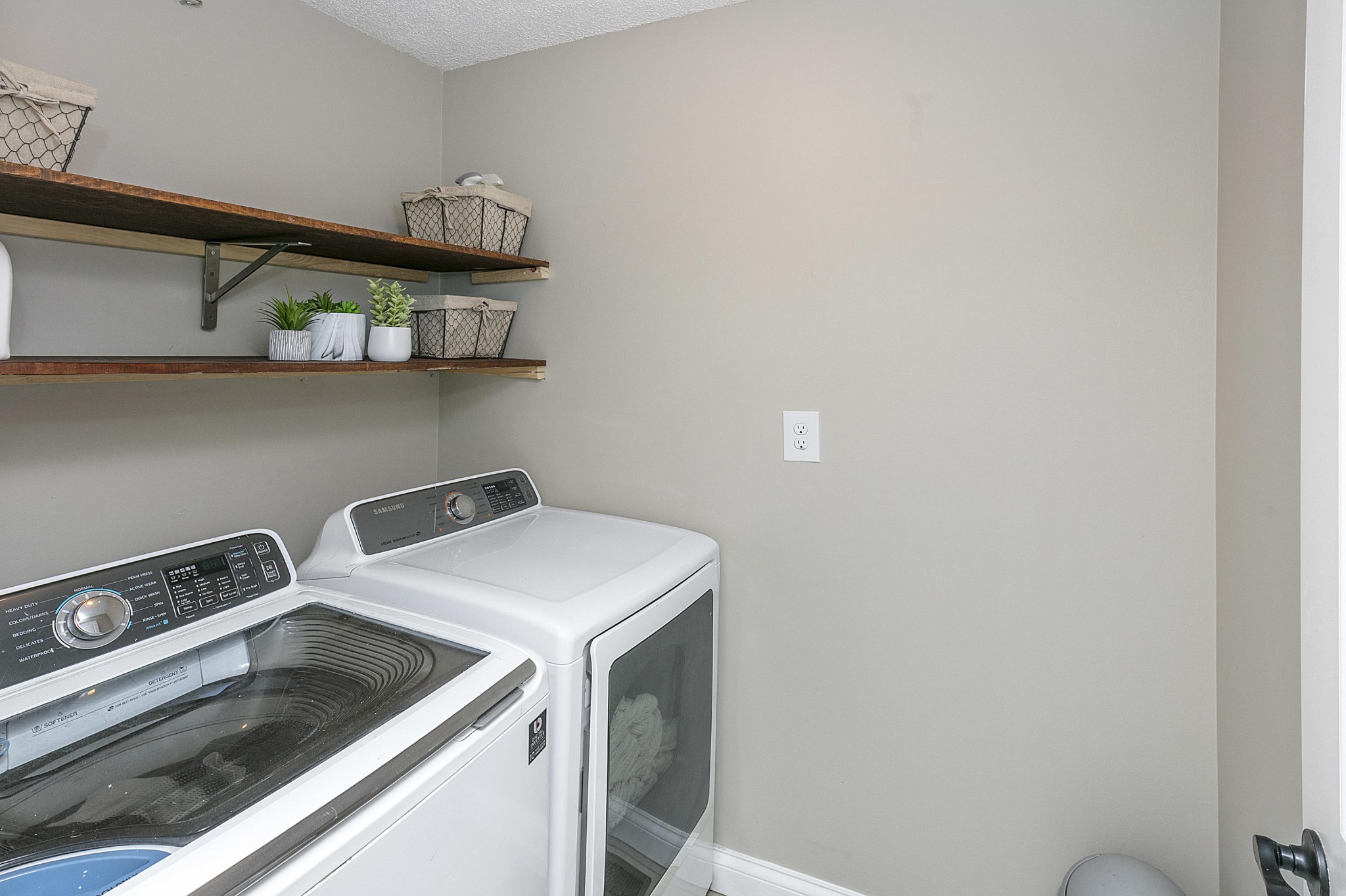 9101 Colchester Ridge Road Knoxville, TN 37922 - Photo 16 of 25 Gallery Image 16