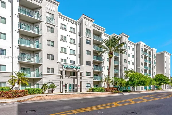 $376,000 | 6001 Southwest 70th Street, Unit 241, South Miami, FL 33143