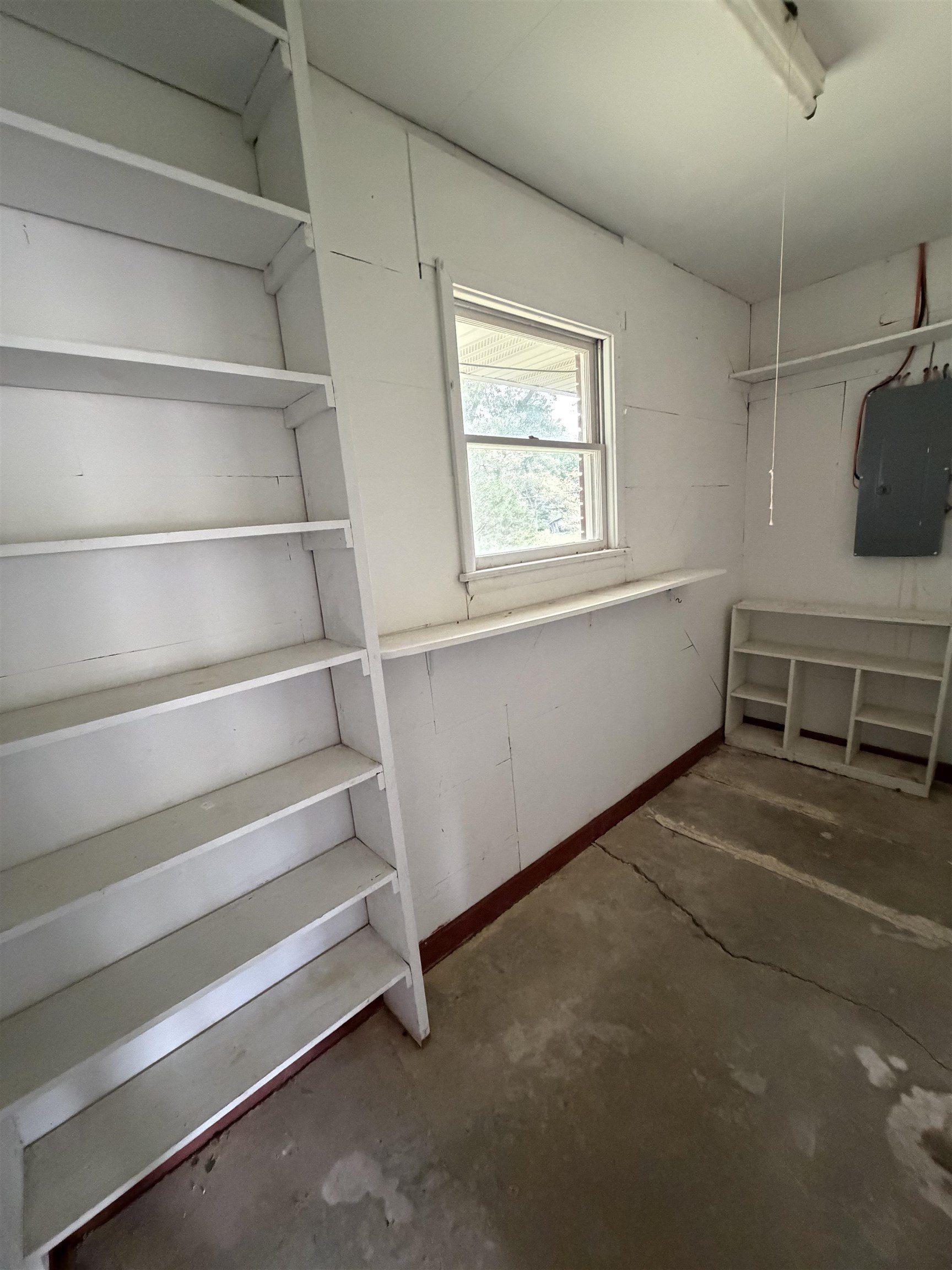 1335 Rinacas Corner Road Shenandoah, VA 22849 - Photo 18 of 35