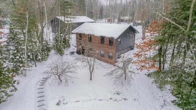 $390,000 | 11775 South Hillside Street, Solon Springs, WI 54873