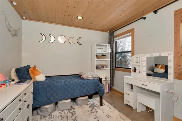 $390,000 | 11775 South Hillside Street, Solon Springs, WI 54873