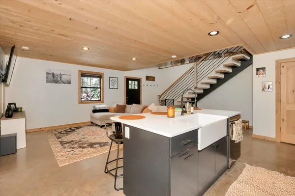 $377,500 | 11775 South Hillside Street, Solon Springs, WI 54873