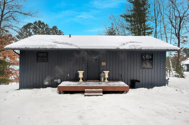 $390,000 | 11775 South Hillside Street, Solon Springs, WI 54873