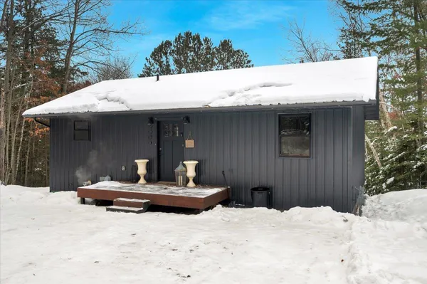 $377,500 | 11775 South Hillside Street, Solon Springs, WI 54873