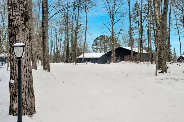 $390,000 | 11775 South Hillside Street, Solon Springs, WI 54873