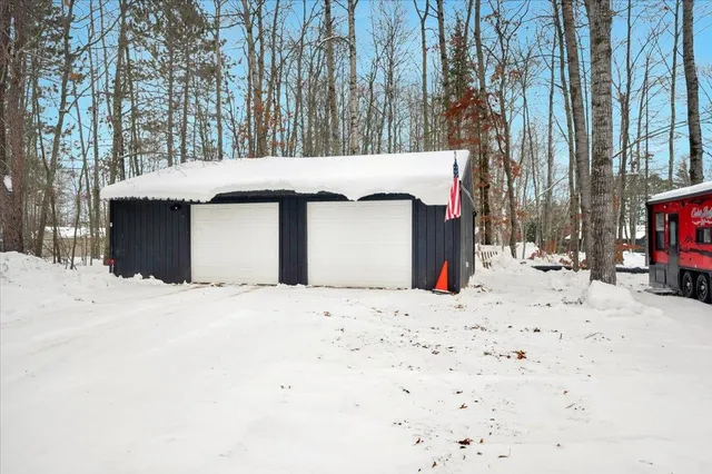 $390,000 | 11775 South Hillside Street, Solon Springs, WI 54873