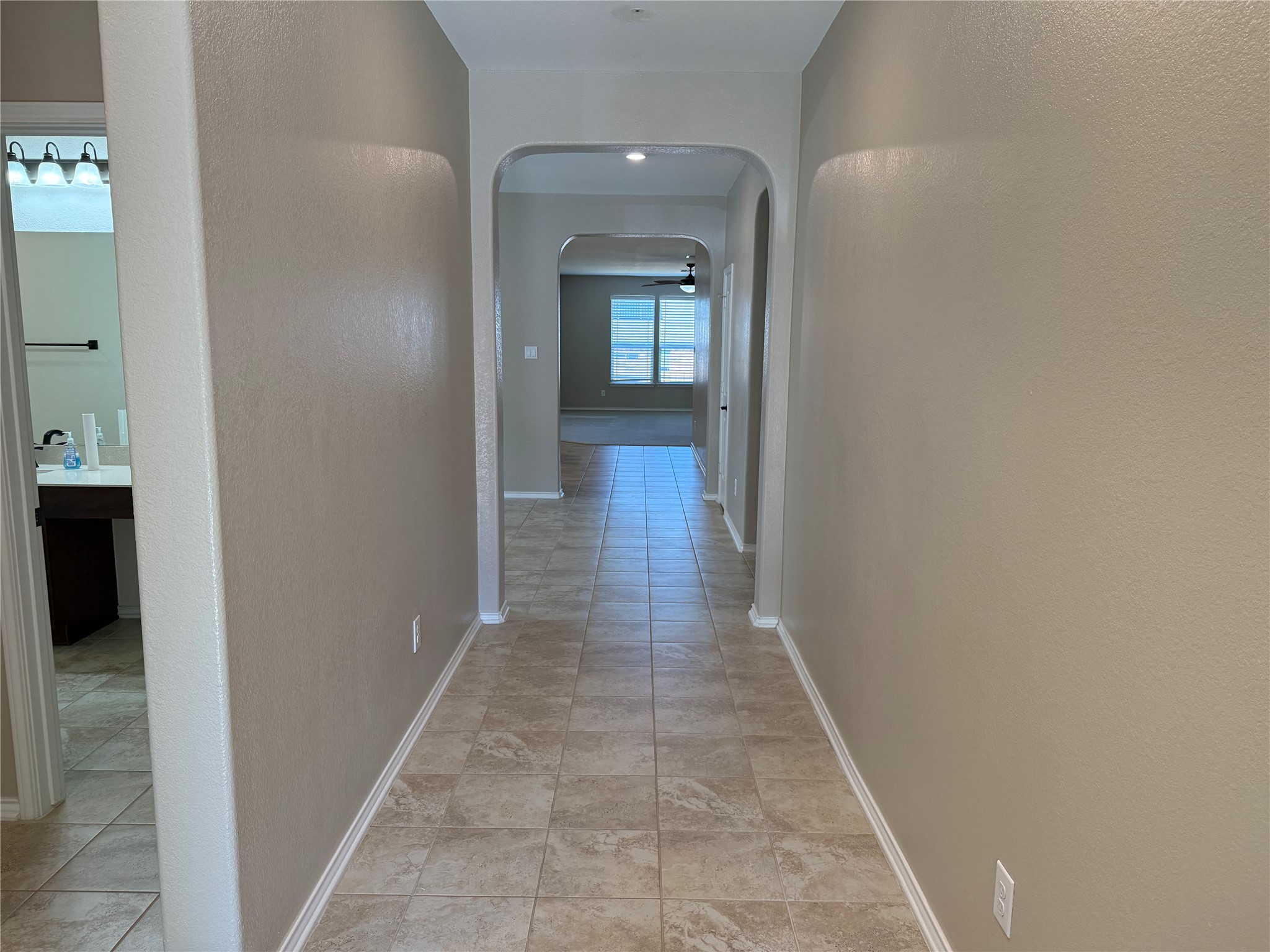 334 Reunion Lane Georgetown, TX 78626 - Photo 2 of 39