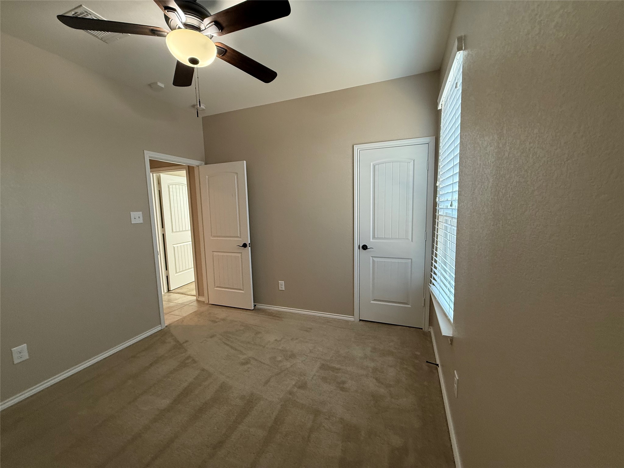 334 Reunion Lane Georgetown, TX 78626 - Photo 7 of 39