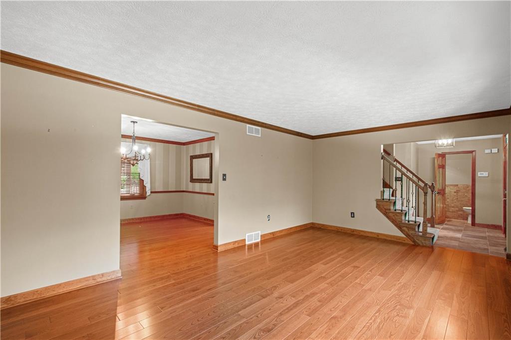 2535 Morton Road Pittsburgh, PA 15241 - Photo 14 of 48