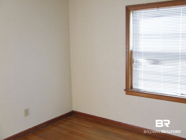 12 Elizabeth Avenue Chickasaw, AL 36611 - Photo 7 of 26