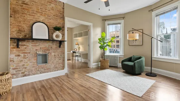 $2,600 | 145-147 Delaware Avenue, Unit 2, Jersey City, NJ 07306