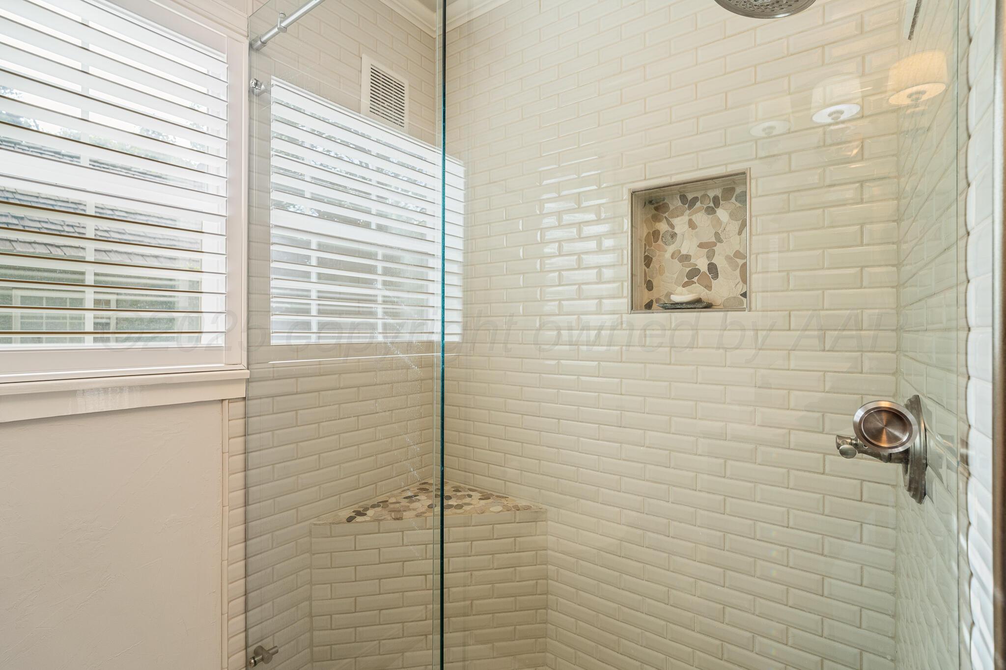 1221 South Rusk Street Amarillo, TX 79102 - Photo 14 of 33 1221 S Rusk - Bathroom Downstairs 3