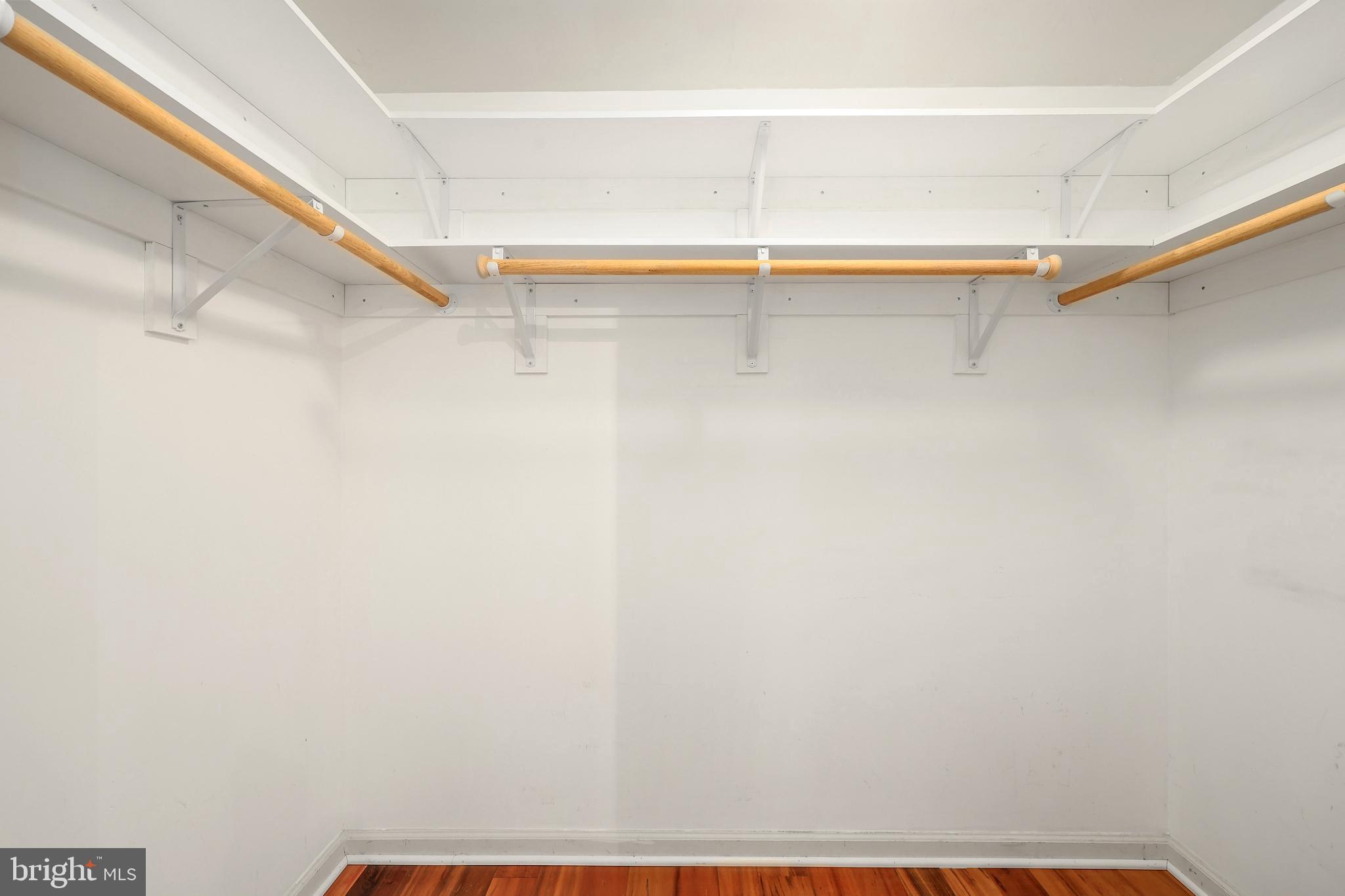 2726 Gallows Road, Unit 1004 Vienna, VA 22180 - Photo 15 of 26 walk-in closet in primary