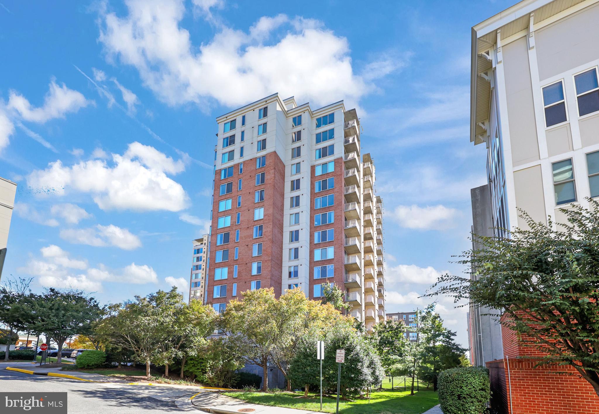 2726 Gallows Road, Unit 1004 Vienna, VA 22180 - Photo 26 of 26