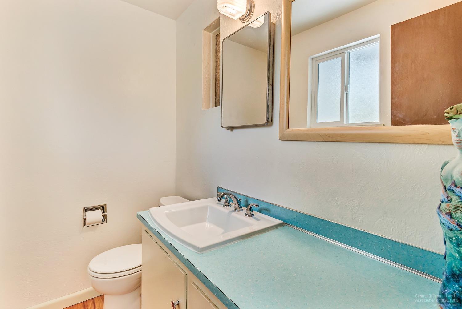 751 Northeast Innes Lane Bend, OR 97701 - Photo 10 of 23 Additional Photo