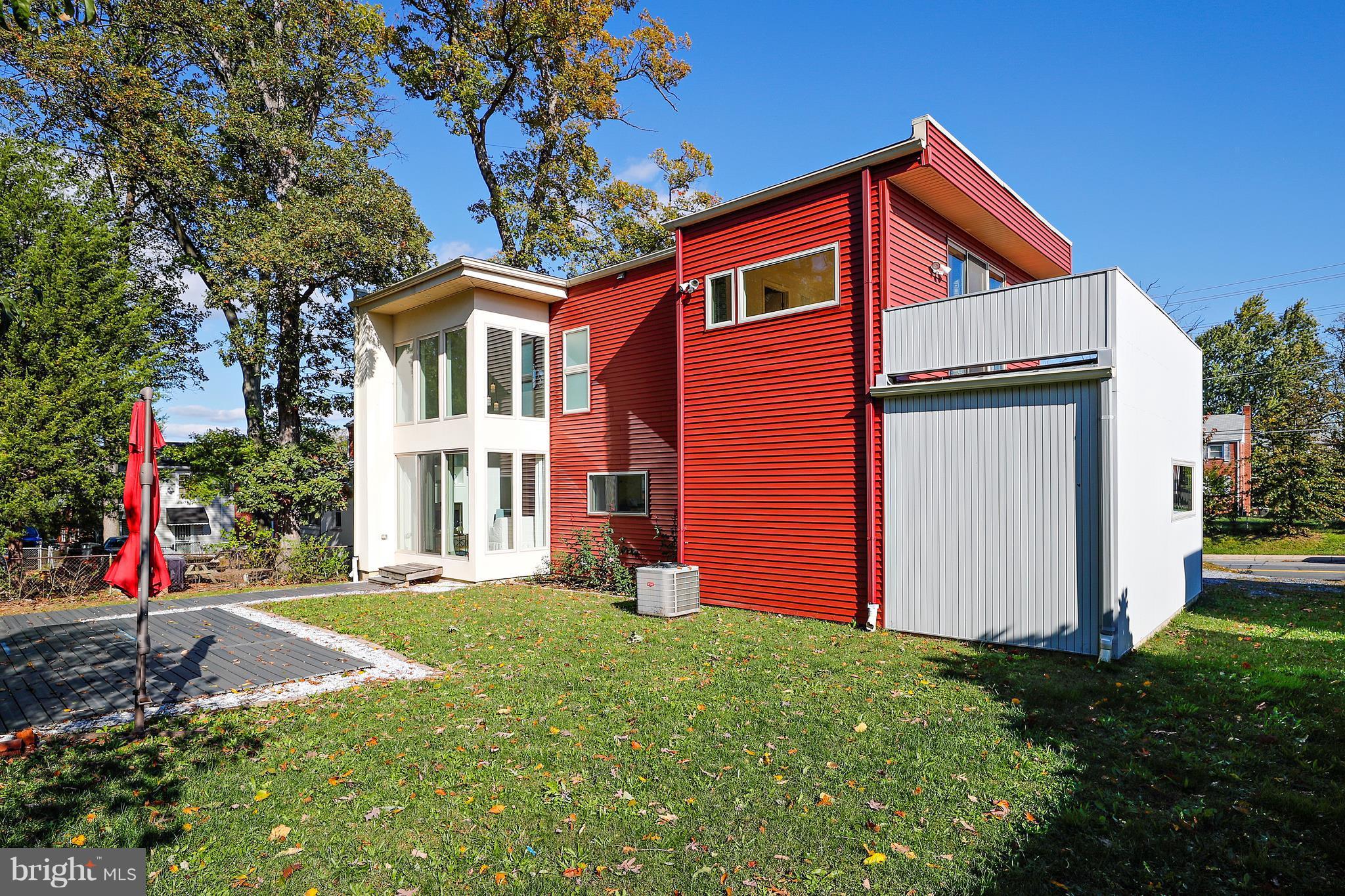807 Chillum Road Hyattsville, MD 20783 - Photo 25 of 27 Exterior (Rear)
