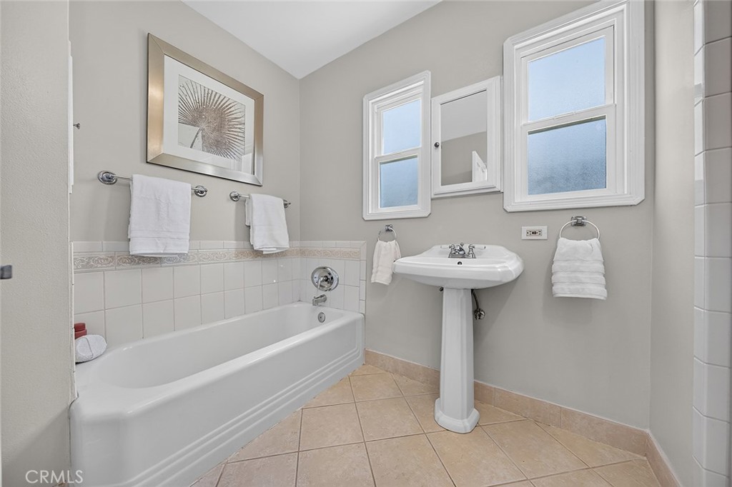 735 Los Altos Avenue Long Beach, CA 90804 - Photo 24 of 39