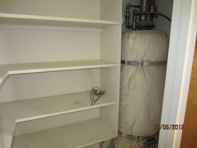 136 West Myrtle Avenue Reedley, CA 93654 - Photo 8 of 20 Gallery Image 8