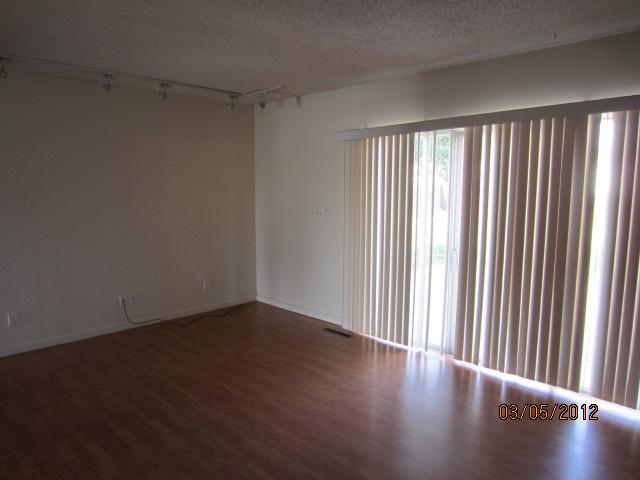 136 West Myrtle Avenue Reedley, CA 93654 - Photo 9 of 20 Gallery Image 9