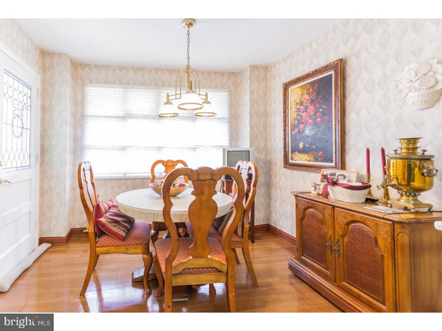 9264 Darlington Road Philadelphia, PA 19115 - Photo 11 of 25 Kitchen