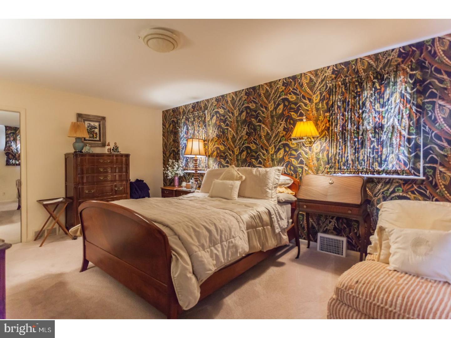 9264 Darlington Road Philadelphia, PA 19115 - Photo 17 of 25 Bedroom - Main