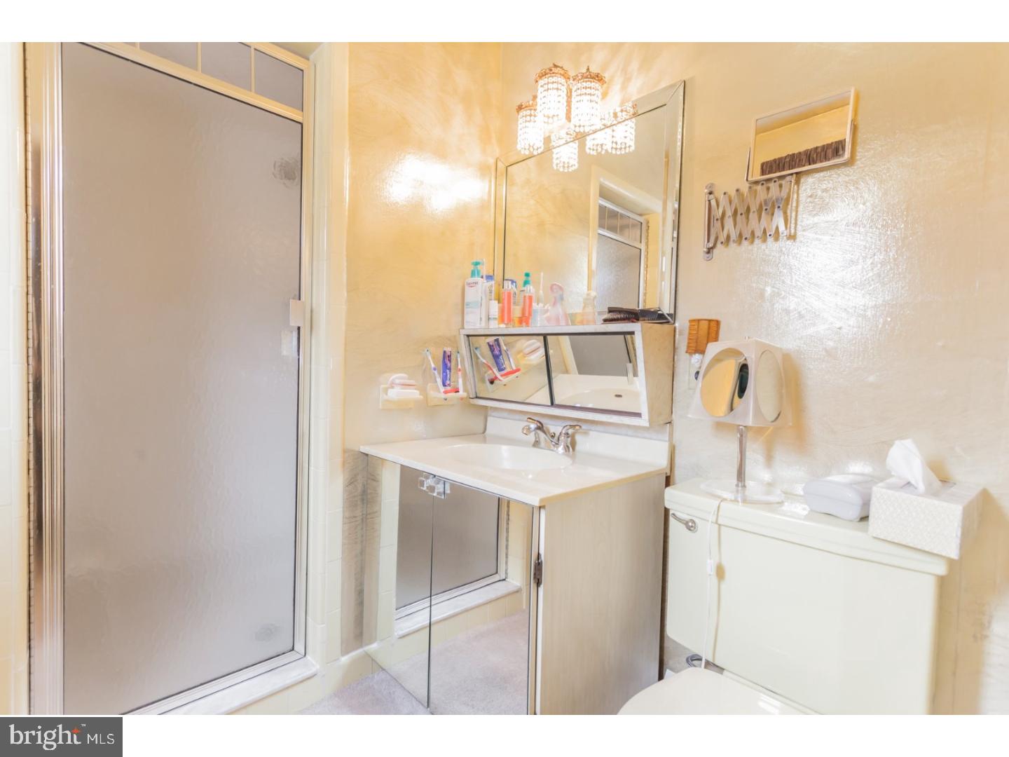 9264 Darlington Road Philadelphia, PA 19115 - Photo 18 of 25 Master Bathroom