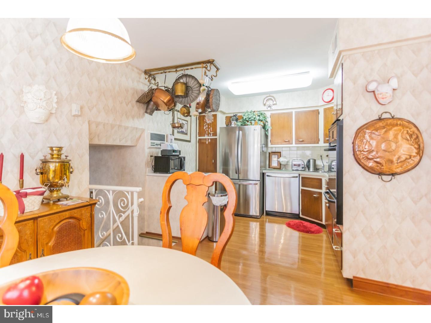9264 Darlington Road Philadelphia, PA 19115 - Photo 8 of 25 Kitchen