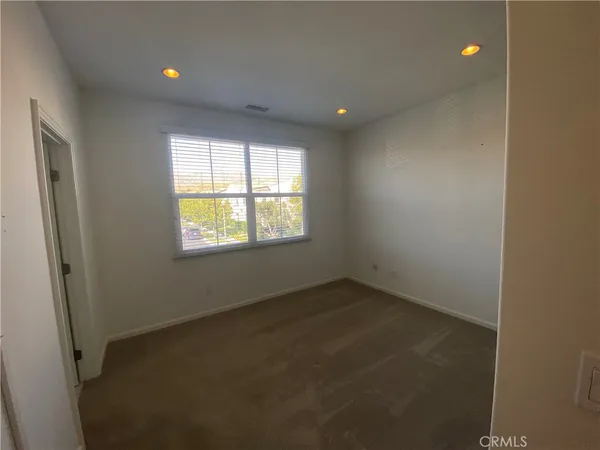 $4,800 | 122 Crescent Moon, Irvine, CA 92602