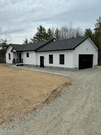 $525,000 | 71 Quarry Road, Limerick, ME 04048