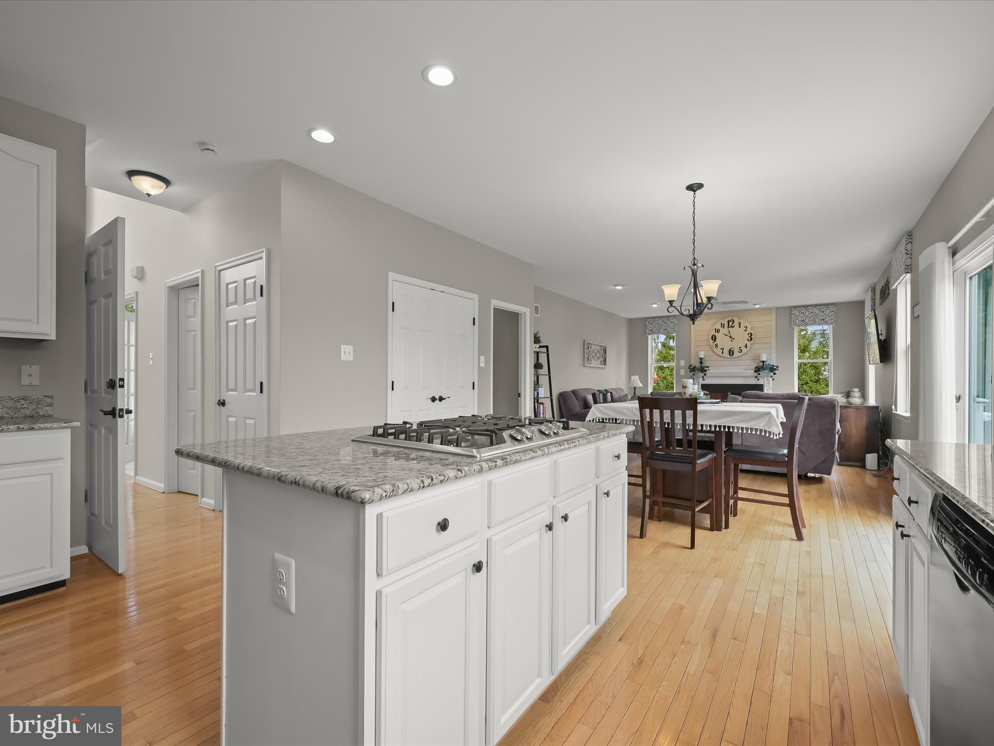 7696 Swallow Road Sykesville, MD 21784 - Photo 19 of 143 Eat-In Kitchen