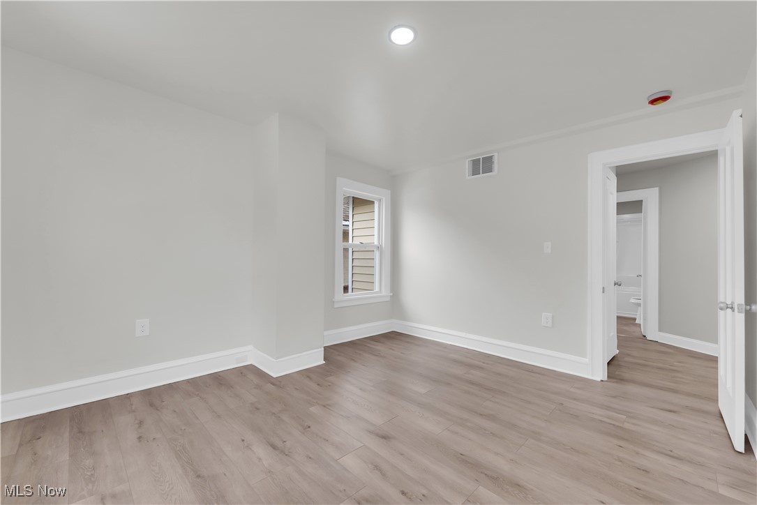 3295 Yorkshire Road Cleveland Heights, OH 44118 - Photo 20 of 49